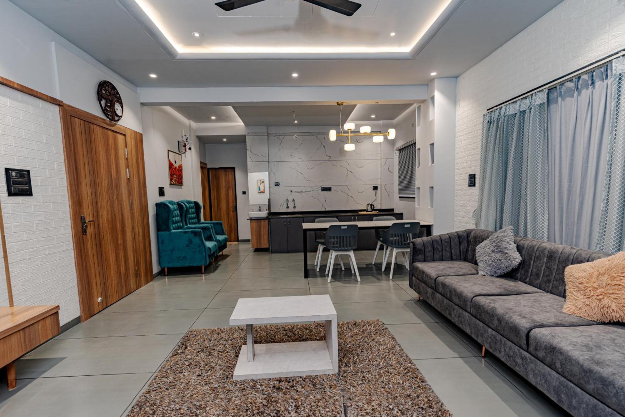 Hotel Mountain View Nashik Esterno foto